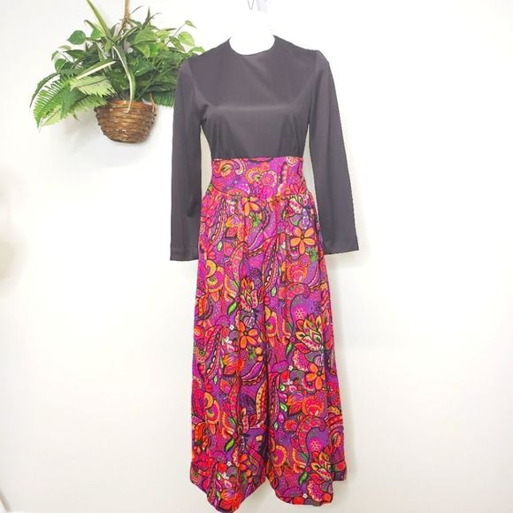 Vintage Retro 70's Montgomery Ward Psychadelic Flower Power Disco Jumper